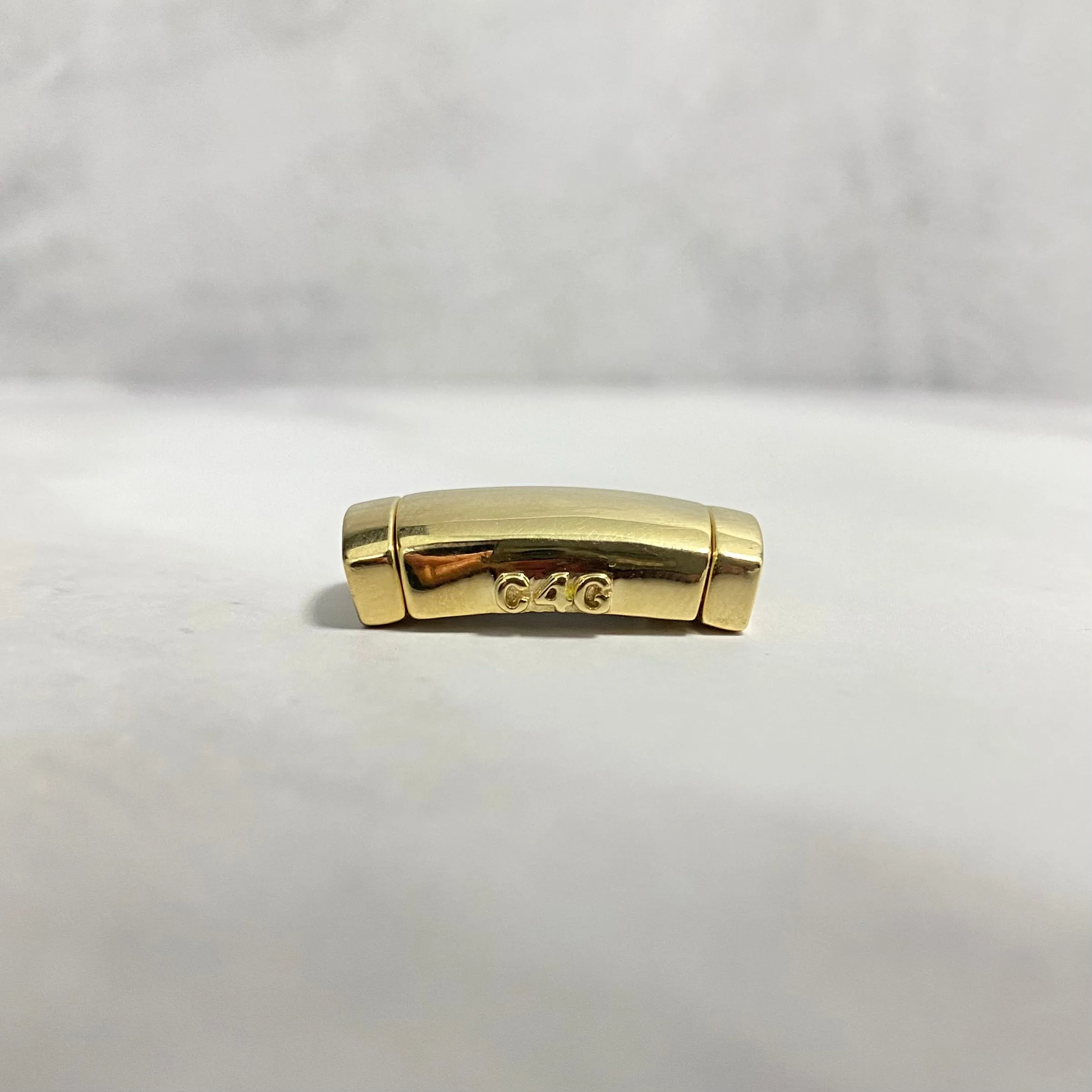 10K Yellow Gold Plain Sleek Lock / 8.6gr / 11mm / 0.7in