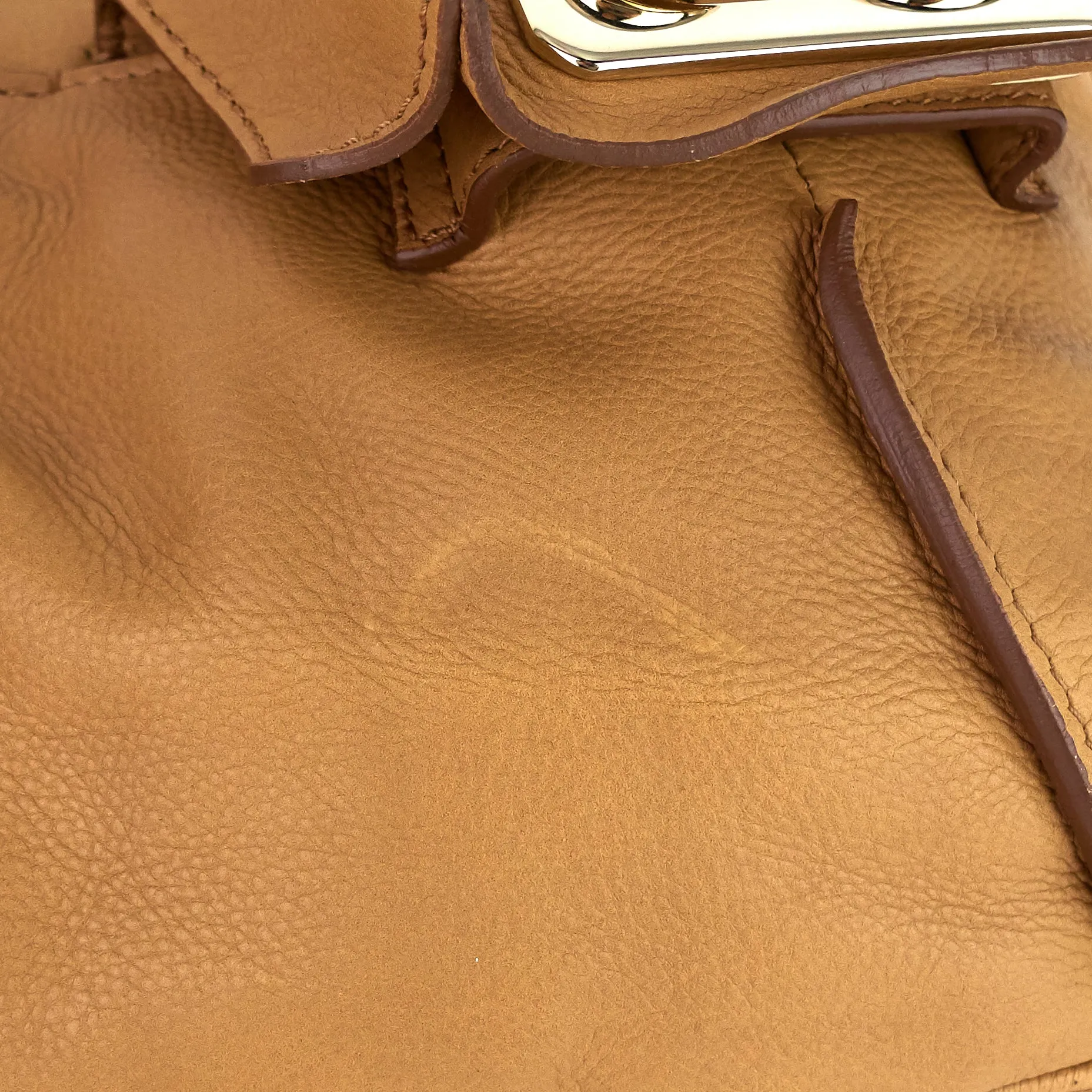 Ball Lock Leather  Bag