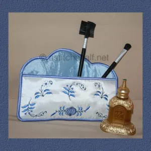 Blue Onion Cosmetic Bag