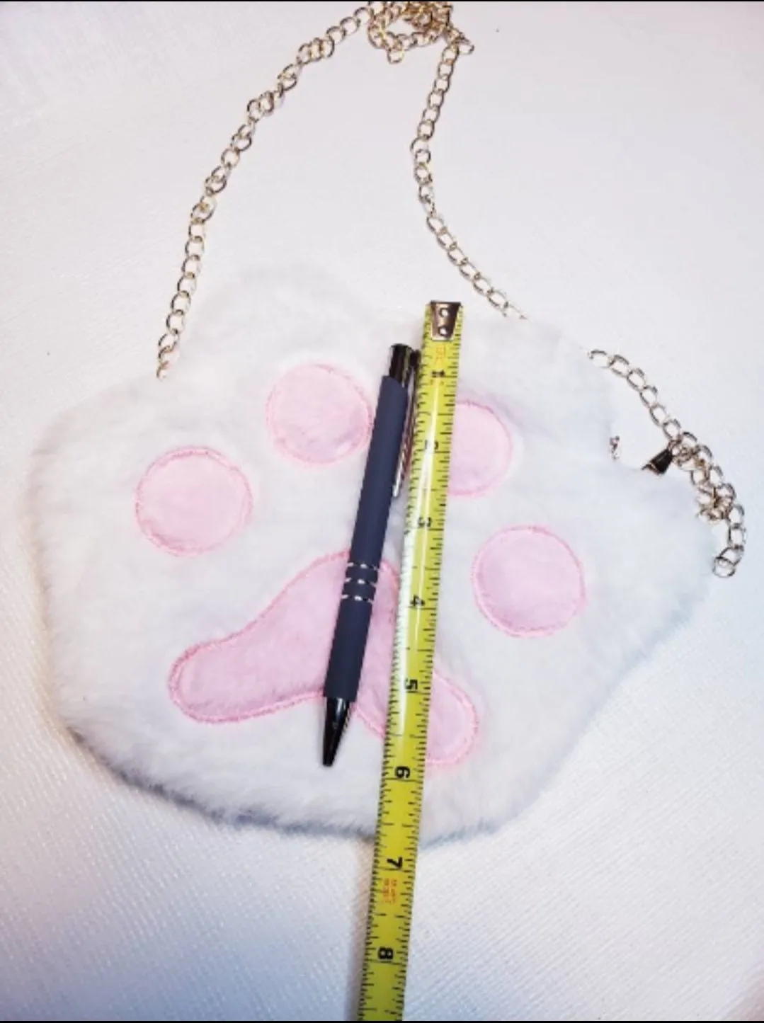 Cat Paw Purse Bag Faux Fur Fluffy soft kawaii cross body chain zipper pocket pastel pink toe beans white gray brown