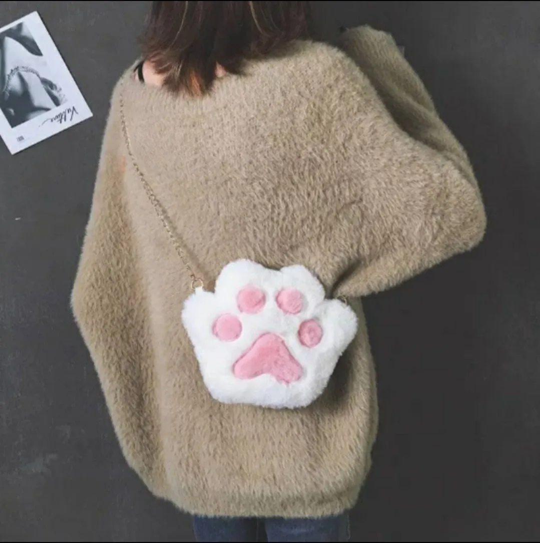 Cat Paw Purse Bag Faux Fur Fluffy soft kawaii cross body chain zipper pocket pastel pink toe beans white gray brown