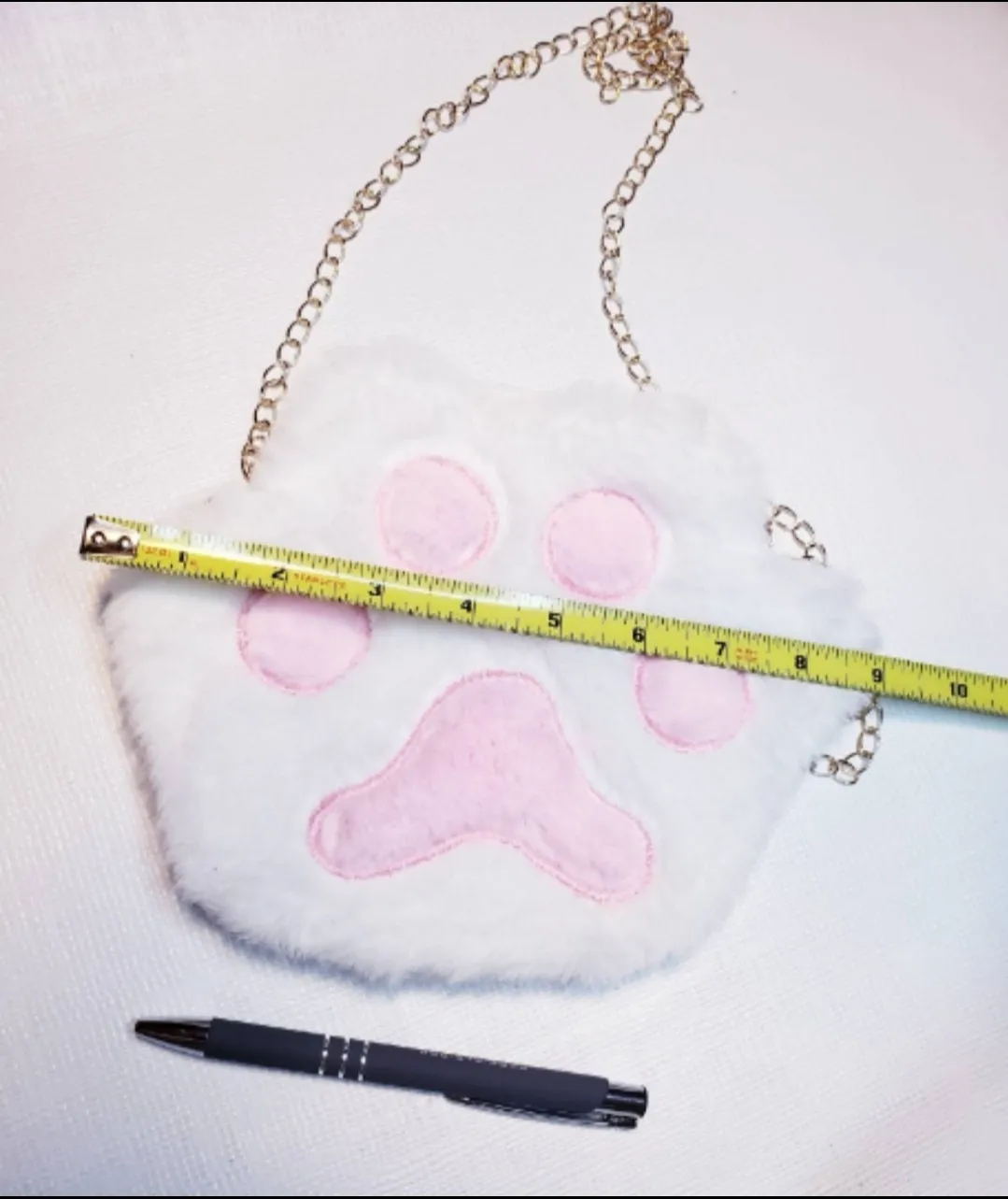 Cat Paw Purse Bag Faux Fur Fluffy soft kawaii cross body chain zipper pocket pastel pink toe beans white gray brown