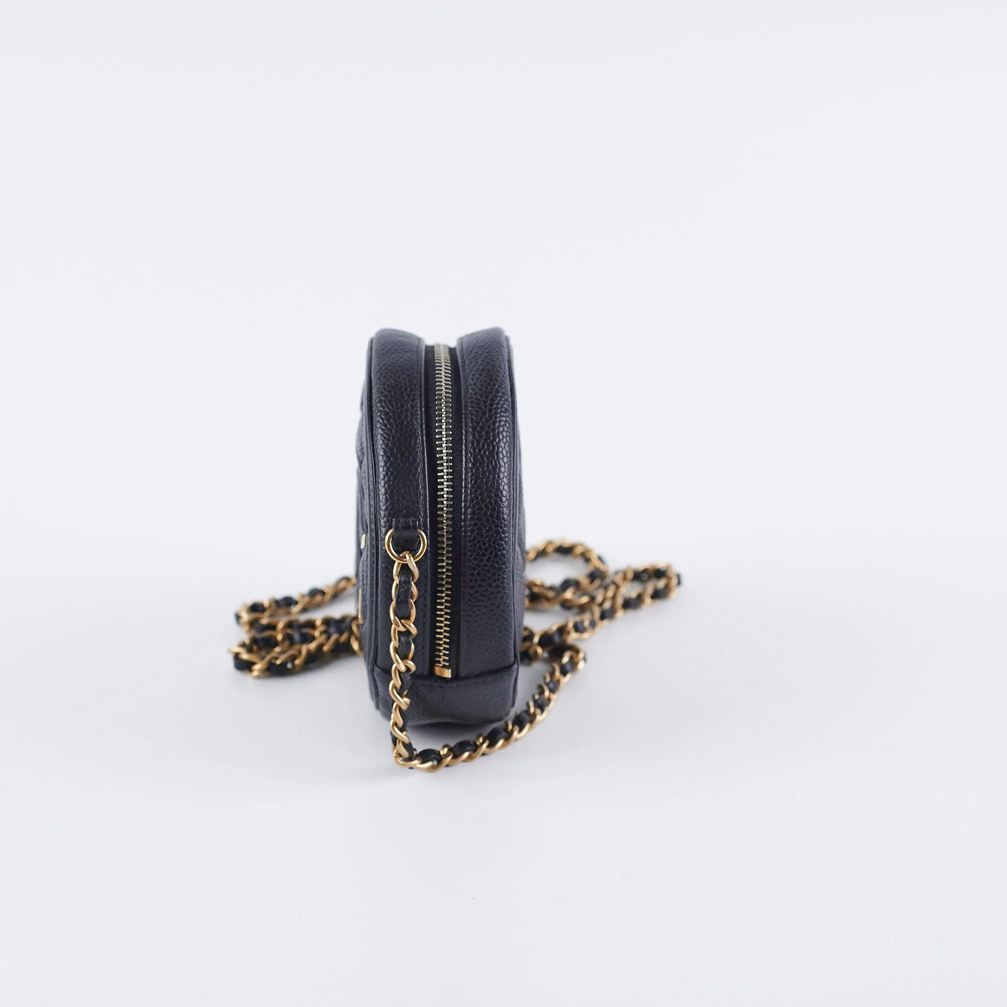 Chanel 19 Round Filigree Caviar Black