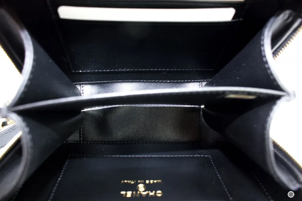Chanel A84452 Y06542 CC Filigree Vanity Clutch With Chain Black   94305 Caviar Shoulder Bags Ghw