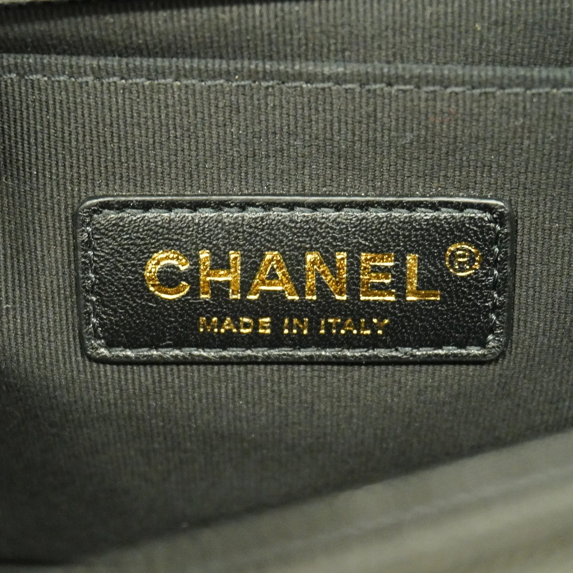 CHANEL   Boy  Chain Shoulder Women's Caviar Leather Shoulder Bag Black