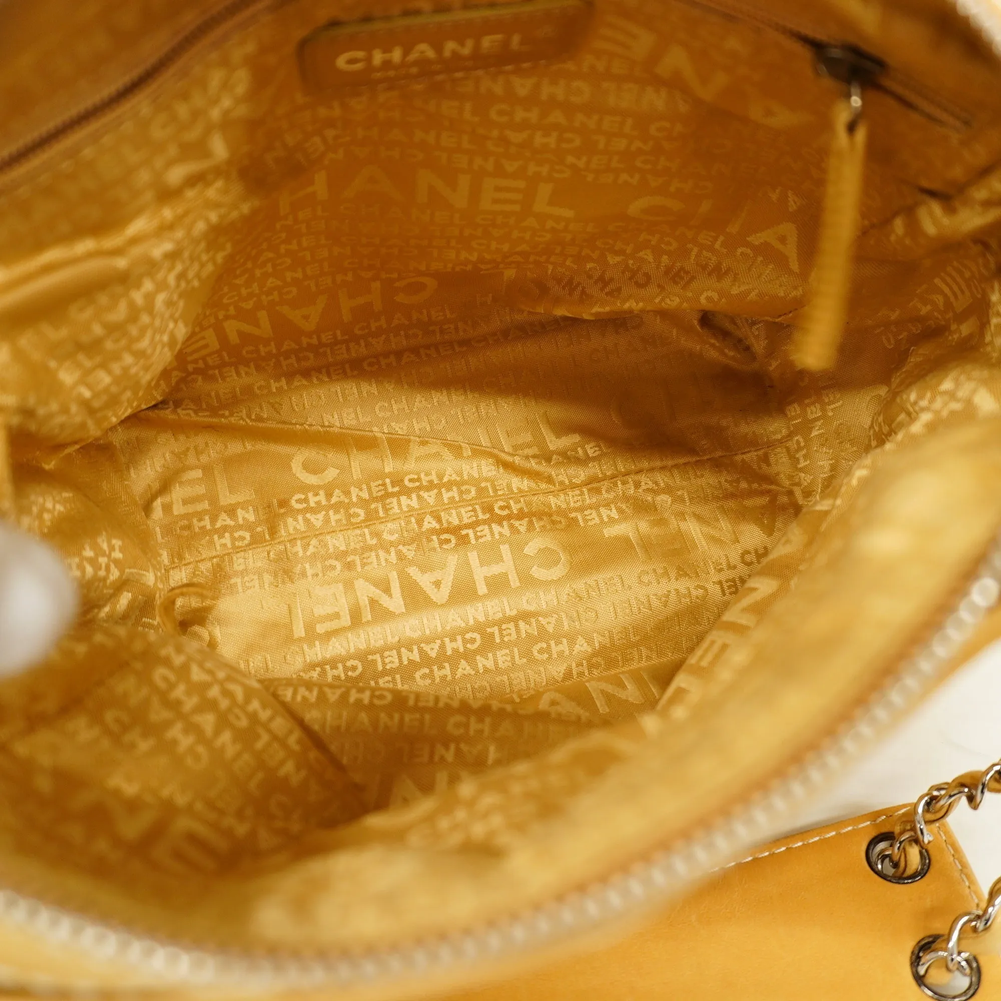 CHANEL   Chain Shoulder Women's Leather Shoulder Bag Beige