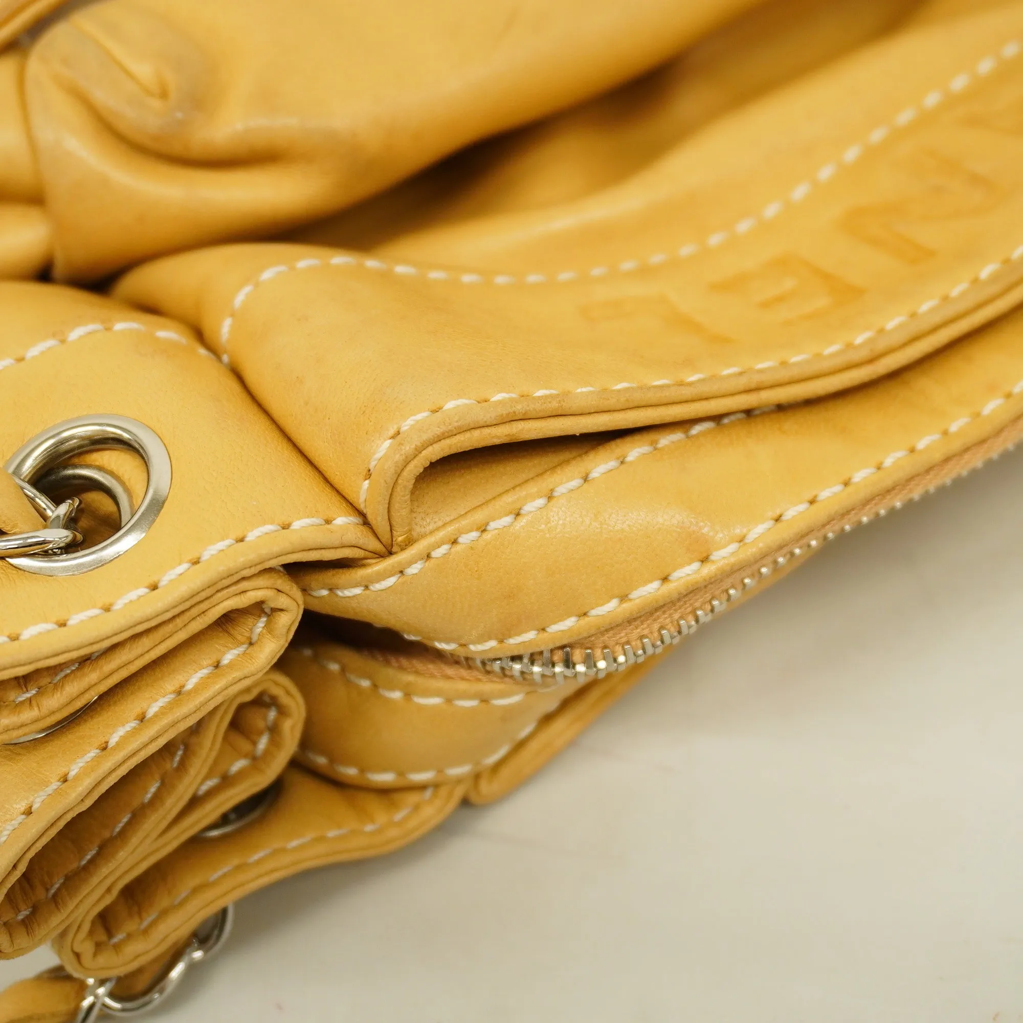 CHANEL   Chain Shoulder Women's Leather Shoulder Bag Beige