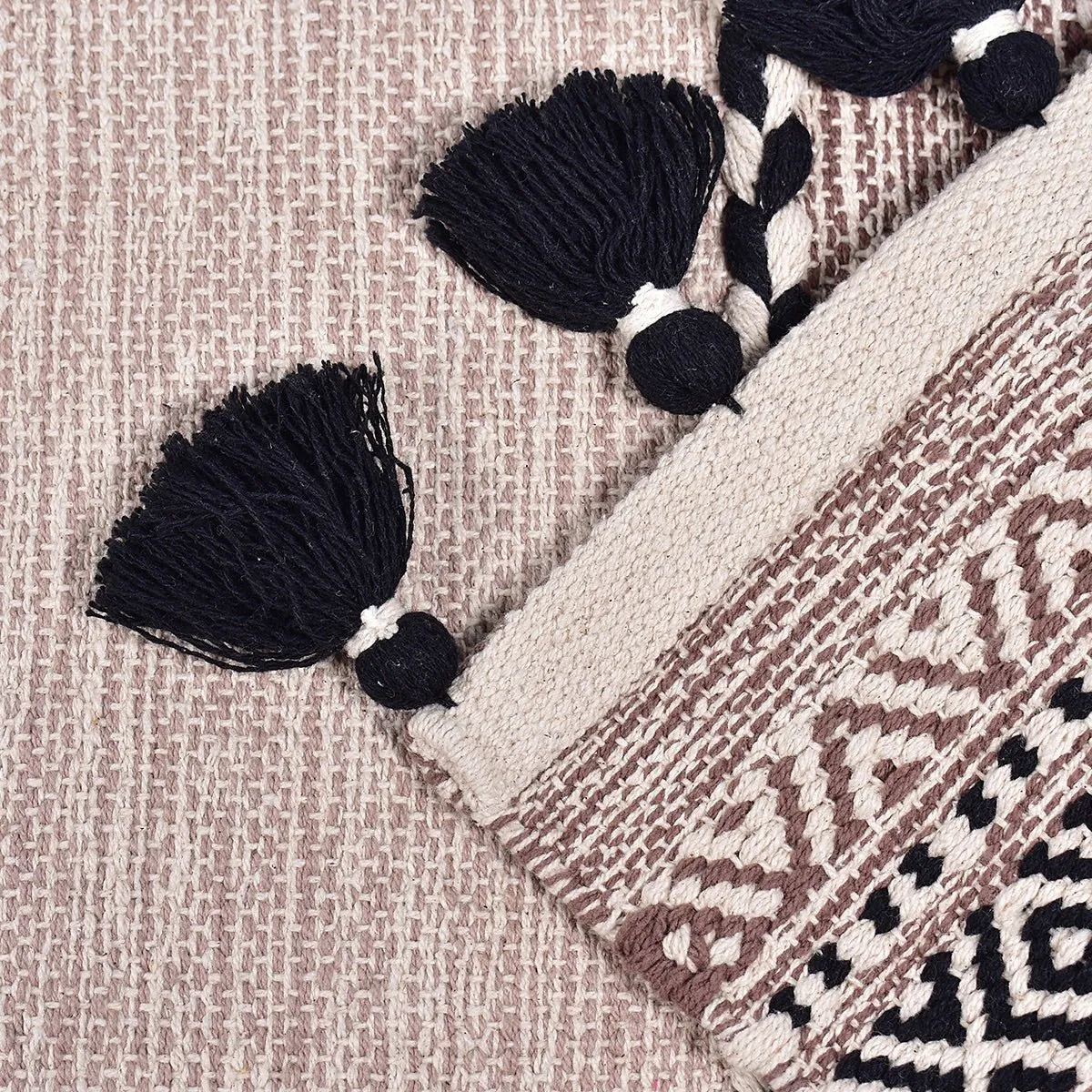 Diamond Woven Cotton Runner
