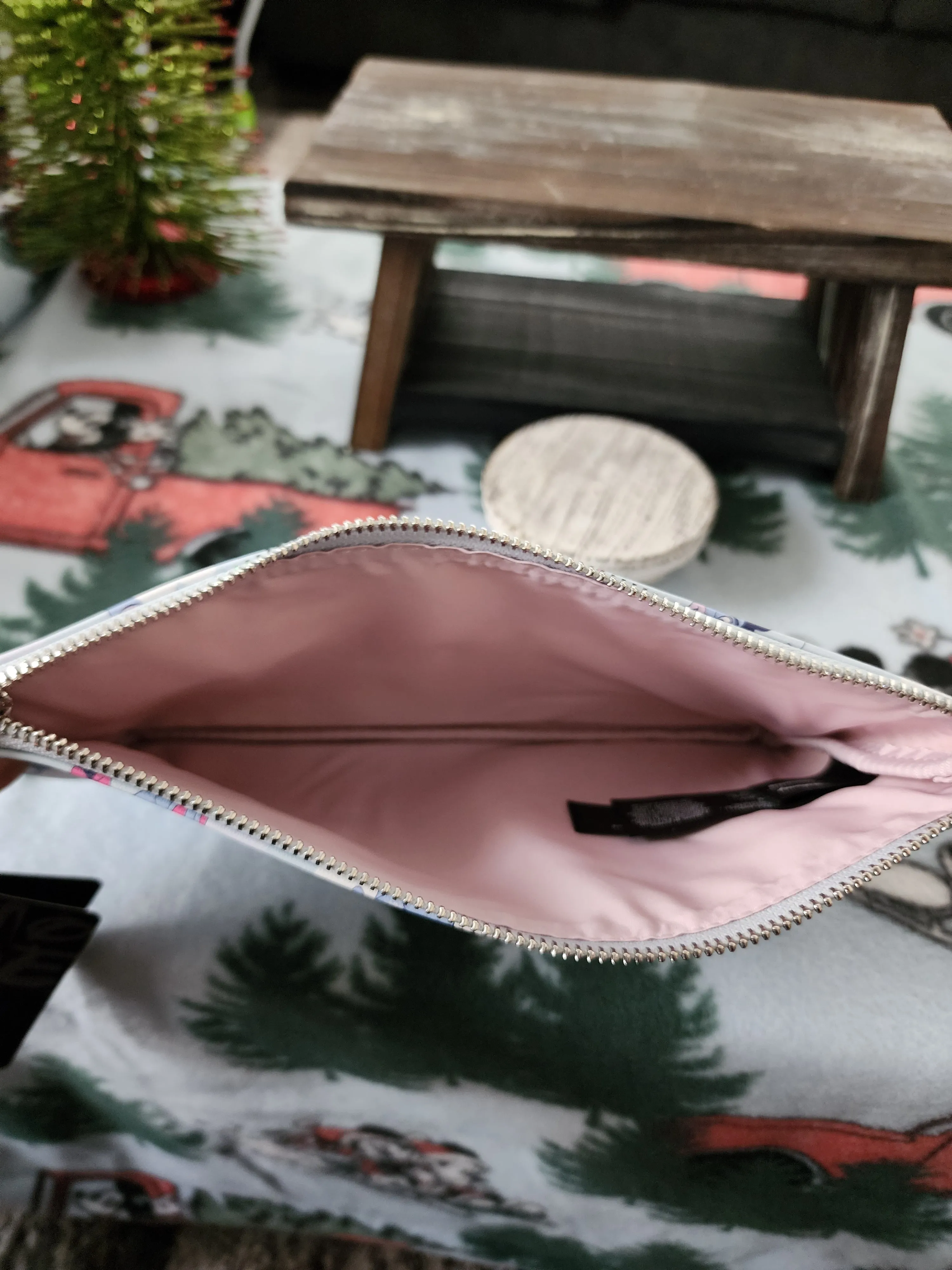 Disney Eeyore Cosmetic bag