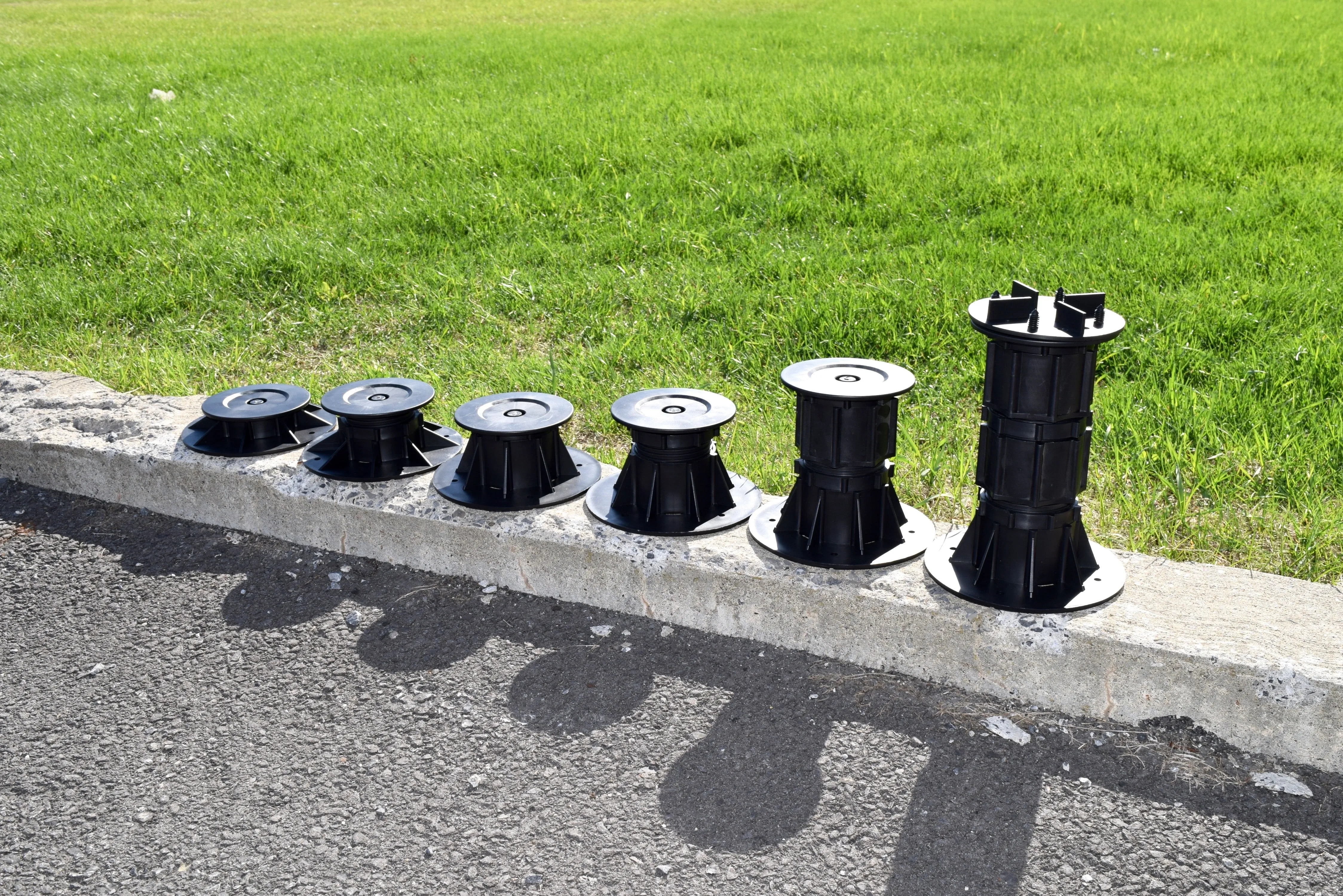 DTG-DECK TILE Adjustable Pedestal Supports with Top Tile Connector (Pack of 8)