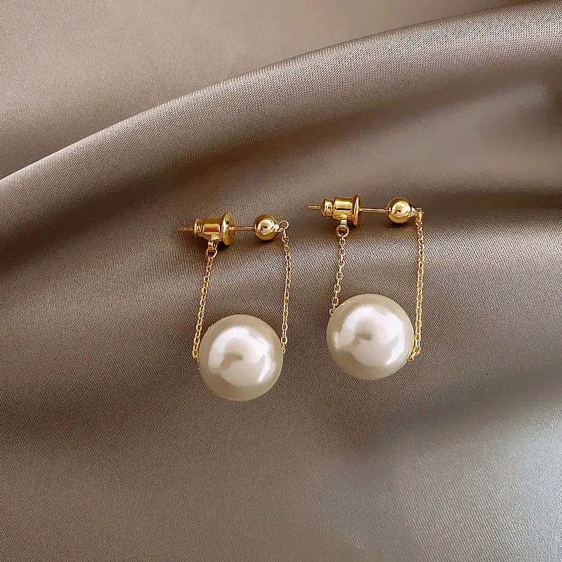 Elegant Celebrity Metal Korean Pearl Earrings For Woman Fashion Jewelry 2021 New Luxury Wedding Party Girl's Unusual Earrings