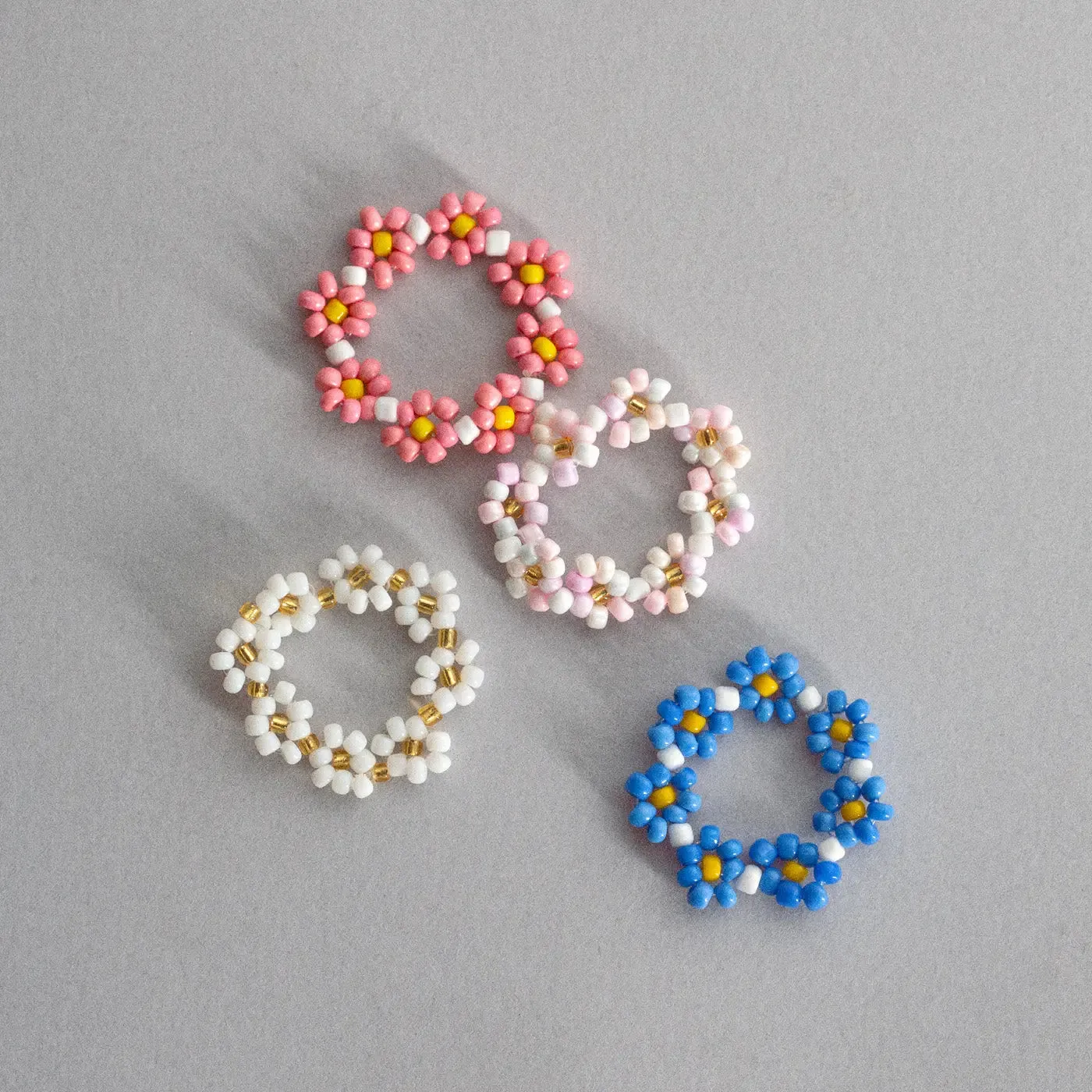 Elsa - Flower Bead Ring