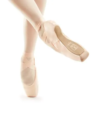 Gaynor Minden Lyra Sleek Fit Pointe Shoe Supple Shank Deep Vamp