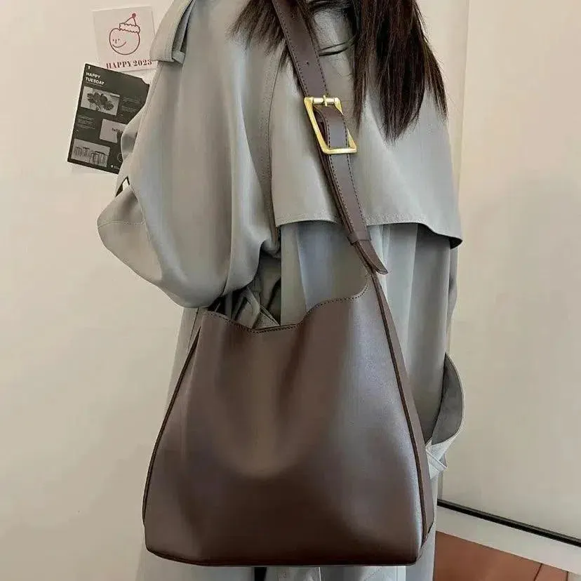 Julia – Refined everyday style – Shoulder bag