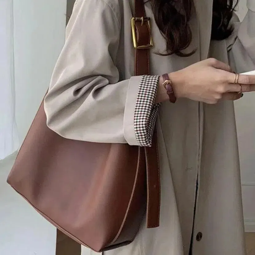 Julia – Refined everyday style – Shoulder bag