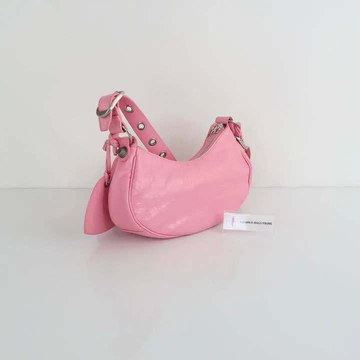 Le Cagole Shoulder Bag