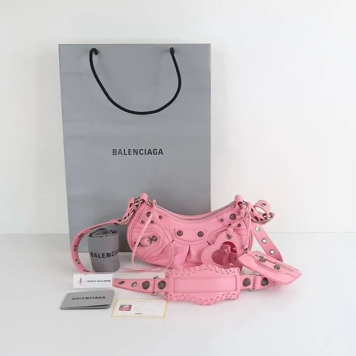 Le Cagole Shoulder Bag