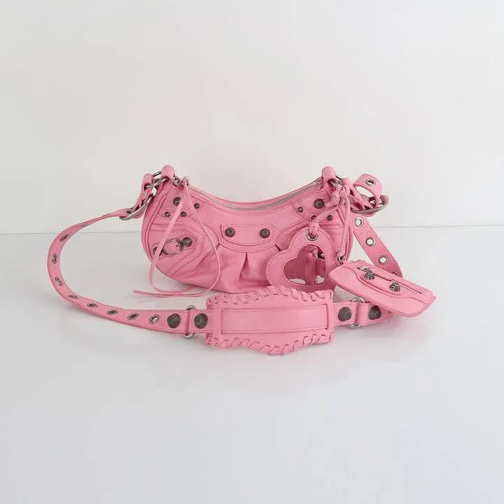 Le Cagole Shoulder Bag