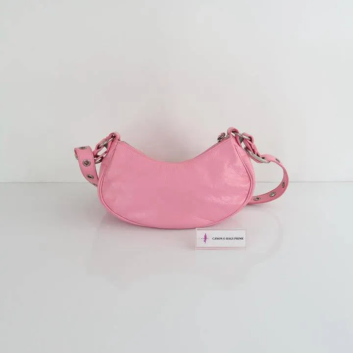 Le Cagole Shoulder Bag