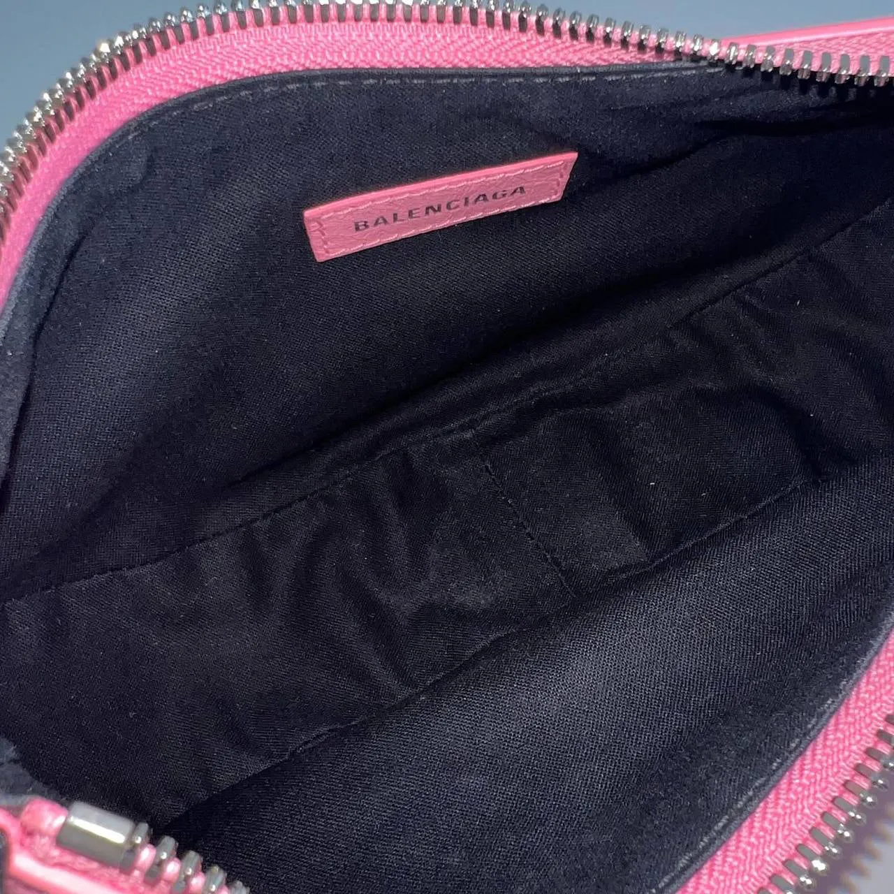 Le Cagole Shoulder Bag