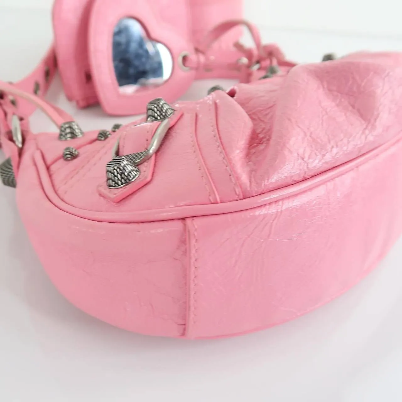 Le Cagole Shoulder Bag