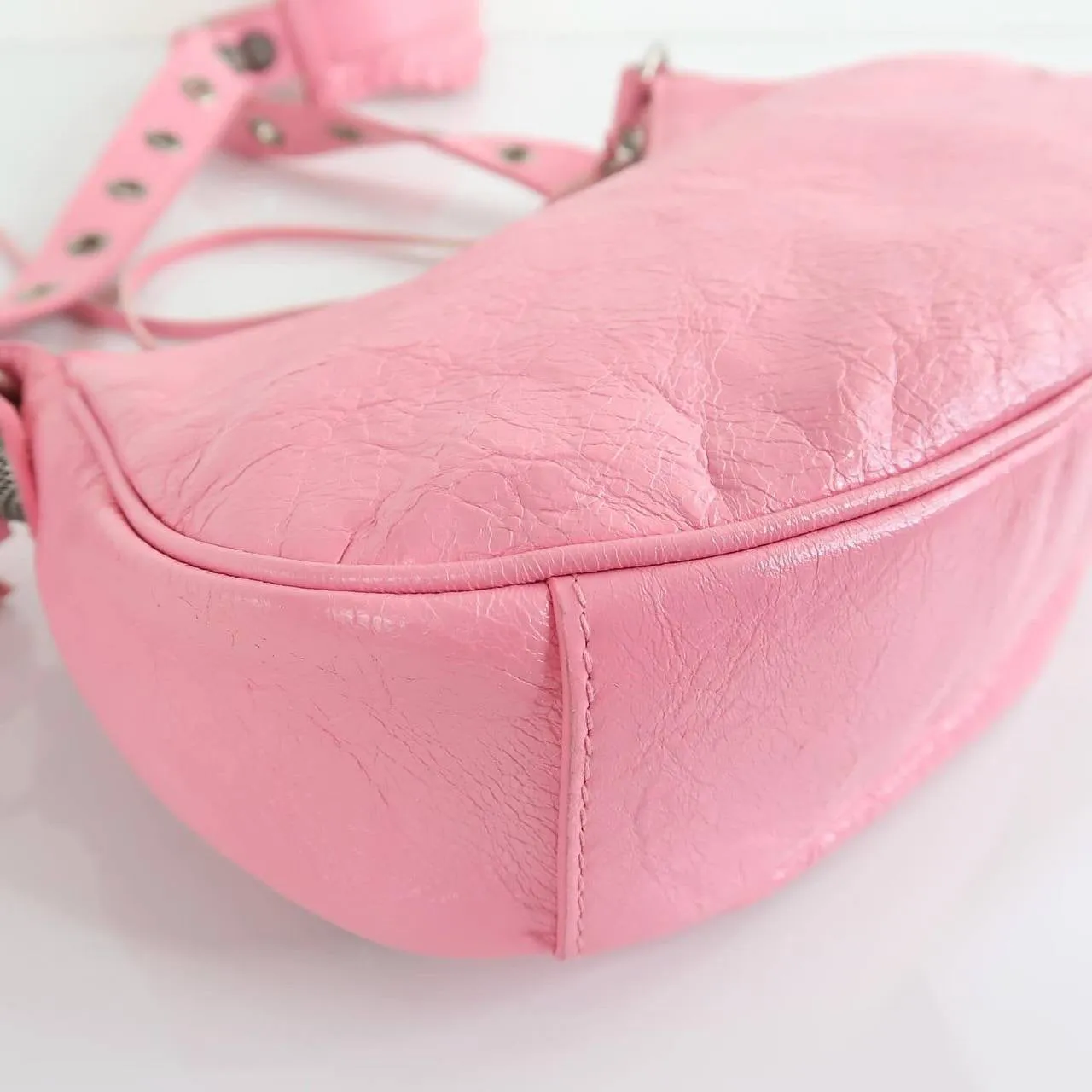 Le Cagole Shoulder Bag