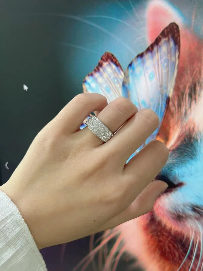 Luxury Rhinestone Ring for Women Men Crystal Geometric Finger Ring Fashion Jewelry Weddings Engagement Party Gift