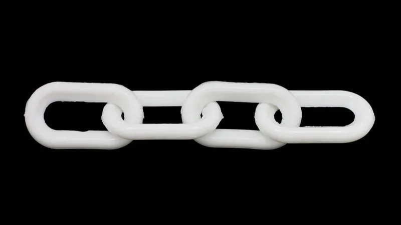 PLASTIC CHAIN 250 FEET 1" (4mm)