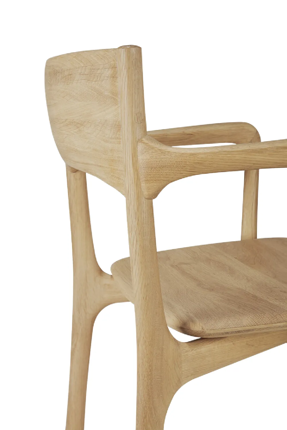Sleek Handcrafted Dining Chair | Ethnicraft PI
