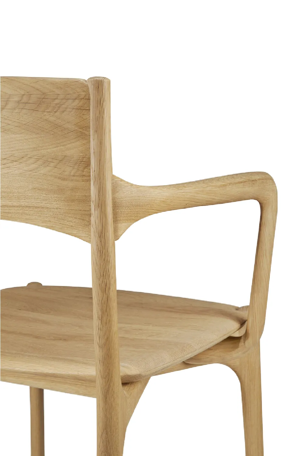 Sleek Handcrafted Dining Chair | Ethnicraft PI