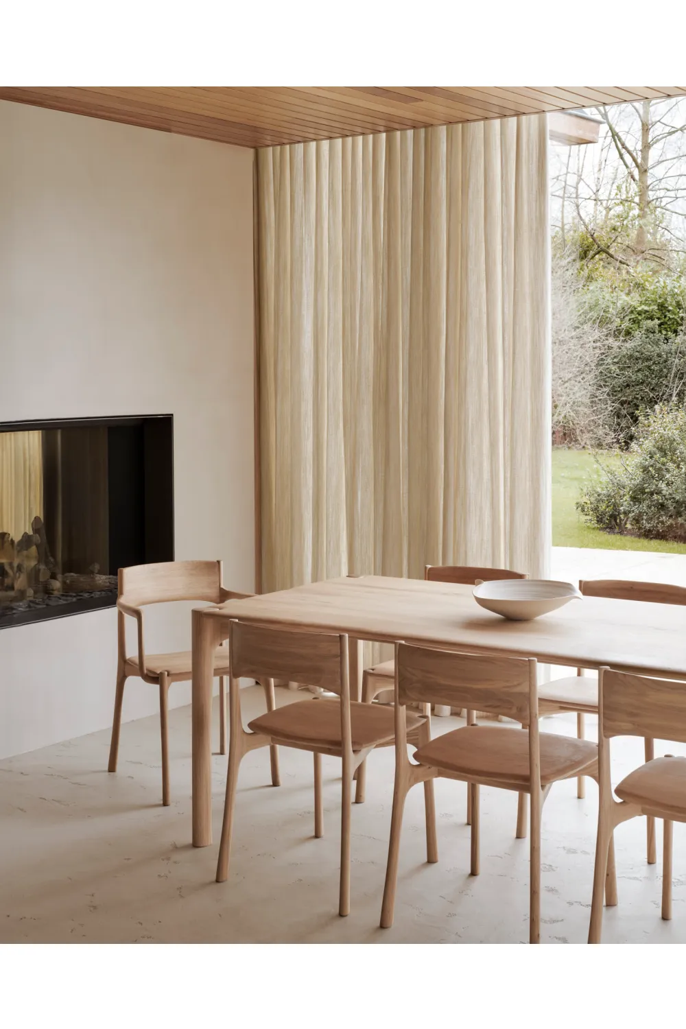 Sleek Handcrafted Dining Chair | Ethnicraft PI