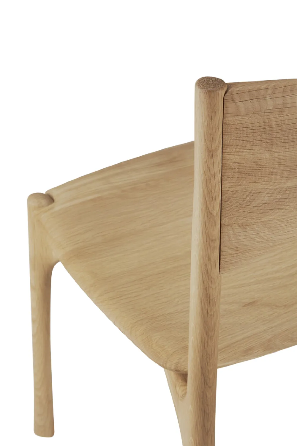 Sleek Handcrafted Dining Chair | Ethnicraft PI