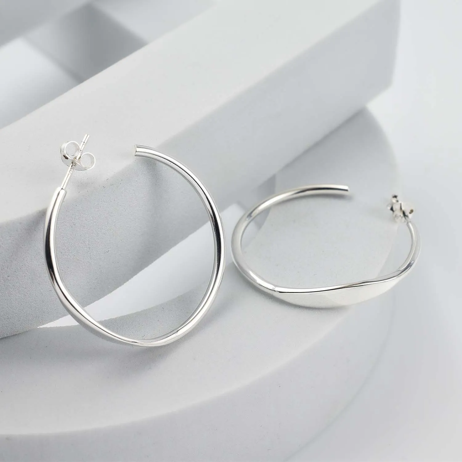Sleek Horizon Edge Hoops