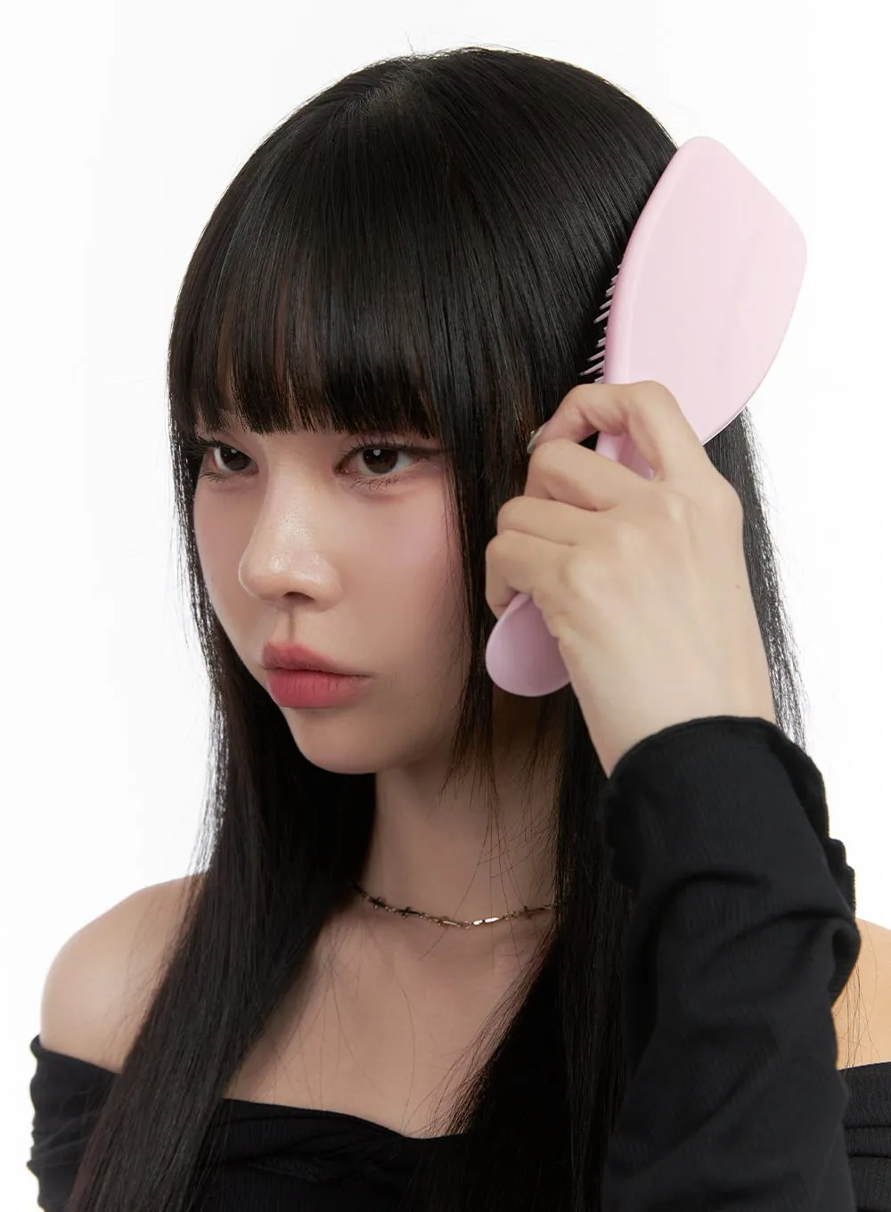 Sleek Strand Hari Brush IS413