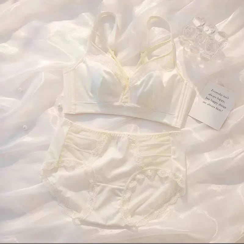 underwear for women with big breasts, bunny ears, gathered thin style, no steel ring, side breasts and anti-sagging bra set